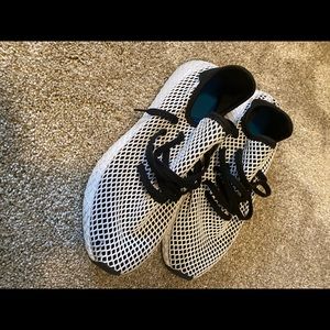 Super Hot Adidas Deerupt Running shoes size 11